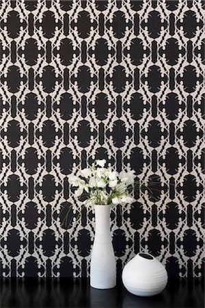 Ladies Gallore wallpaper in silver, vase and flowers. Stock Photo - Rights-Managed, Code: 845-03777344