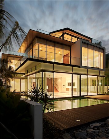 detached house - Modern glass house at dusk. Architects: Lim Cheng Kooi and AR43 Stock Photo - Rights-Managed, Code: 845-03777556