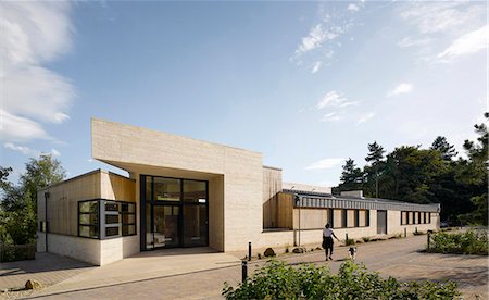 Creswell Crags, limestone gorge, cave system and visitor centre. Architects: OMI Architects Stock Photo - Rights-Managed, Code: 845-03777588