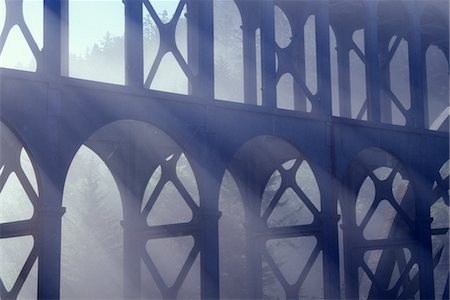 simsearch:846-05646687,k - CAPE CREEK BRIDGE FOG HECETA HEAD LIGHTHOUSE STATE PARK SIUSLAW NATIONAL FOREST OREGON Stock Photo - Rights-Managed, Code: 846-05646687