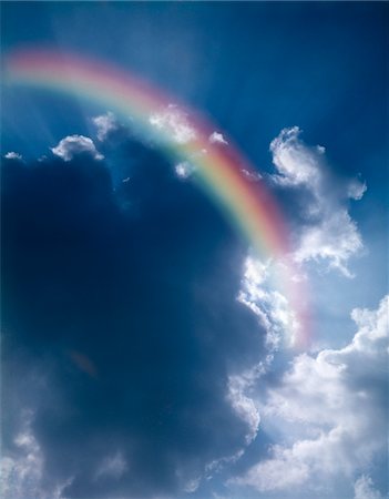 simsearch:846-05646687,k - RAINBOW IN SKY WITH SUN RAYS COMING FROM CLOUD Stock Photo - Rights-Managed, Code: 846-05646778