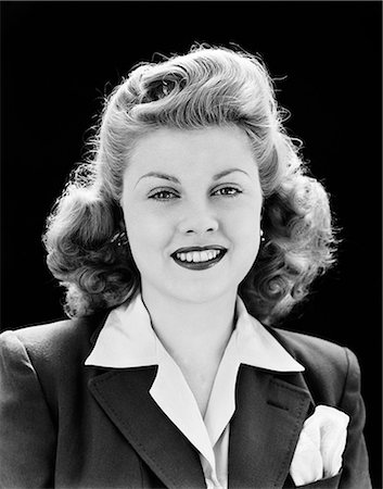 simsearch:846-07200135,k - 1940s PORTRAIT SMILING BLONDE WOMAN LOOKING AT CAMERA Stock Photo - Rights-Managed, Code: 846-08512696
