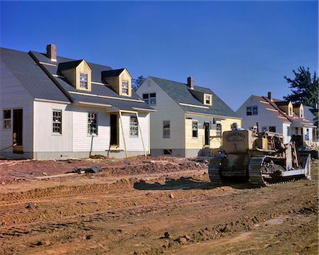 simsearch:846-02794052,k - 1940s NEW HOUSES UNDER CONSTRUCTION AT RIVIERA PARK BELLEVILLE NJ USA Foto de stock - Con derechos protegidos, Código: 846-09085308