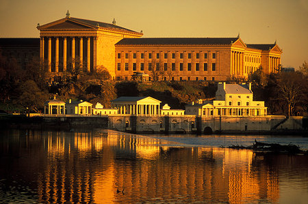 2000s PHILADELPHIA MUSEUM OF ART AND FAIRMONT WATER WORKS SCHUYLKILL RIVER PHILADELPHIA PENNSYLVANIA USA Stock Photo - Rights-Managed, Code: 846-09181847