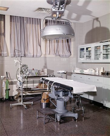 1960s INTERIOR OF HOSPITAL OPERATING ROOM Foto de stock - Con derechos protegidos, Código: 846-02794618