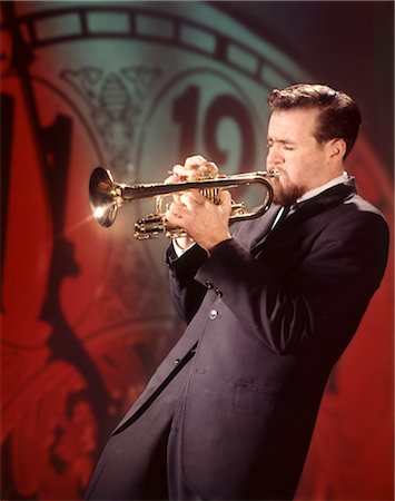 1960s JAZZ MUSICIAN MAN PLAYING TRUMPET Stock Photo - Rights-Managed, Code: 846-02794710