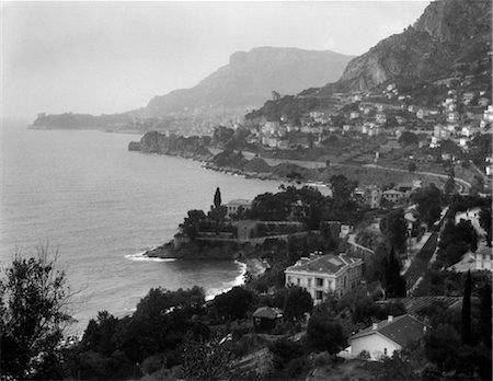 french riviera - 1920s AERIAL NICE FRENCH RIVIERA COASTLINE COTE D'ZUR MEDITERRANEAN SEA Foto de stock - Con derechos protegidos, Código: 846-02796668