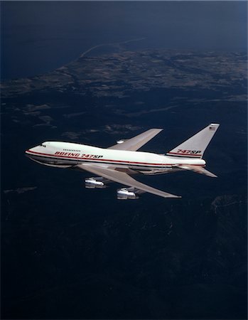 BOEING 747 SP AIRCRAFT IN AIR ALOFT JET PASSENGER COMMERCIAL AIRLINER Stock Photo - Rights-Managed, Code: 846-02793909