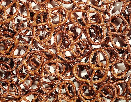 soft pretzel food photography - OVERALL PATTERN OF MANY PRETZELS Stock Photo - Rights-Managed, Code: 846-03164451