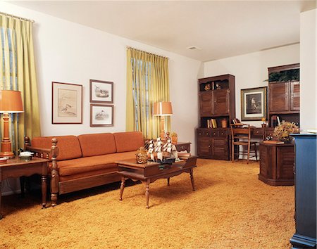 shag carpet - 1970s LIVING ROOM WITH ORANGE COUCH SHAG RUG Stock Photo - Rights-Managed, Code: 846-03164726