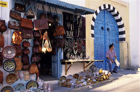 simsearch:846-02796313,k - SIDI BOU SAID, TUNISIA SOUVENIR SHOP Stock Photo - Rights-Managed, Code: 846-03165347