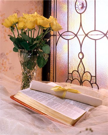 YELLOW FLOWERS OPEN BIBLE AND SCROLL BY WINDOW Stock Photo - Rights-Managed, Code: 846-03165631