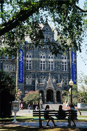 simsearch:846-03165513,k - GEORGETOWN UNIVERSITY, WASHINGTON, DC HEALY HALL Photographie de stock - Rights-Managed, Code: 846-03165967