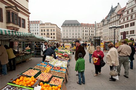 Market at the Rathaus, Leipzig, Saxony, Germany, Europe Stock Photo - Rights-Managed, Code: 841-05784161