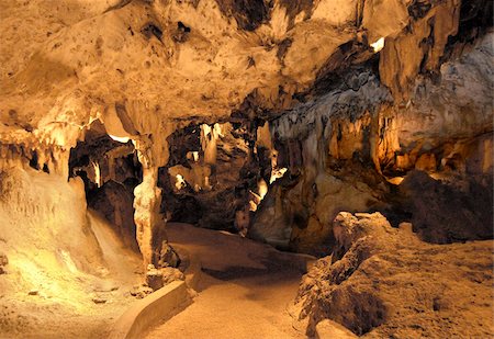 Hato Caves, limestone caves open to visitors on the north coast of Curacao (Dutch Antilles), West Indies, Caribbean, Central America Stock Photo - Rights-Managed, Code: 841-05781191