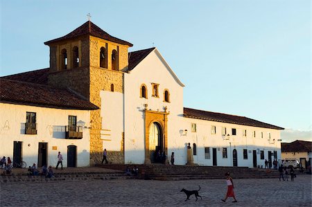 Parish Church in Plaza Mayor, largest public square in Colombia, colonial town of Villa de Leyva, Colombia, South America Stock Photo - Rights-Managed, Code: 841-05782757