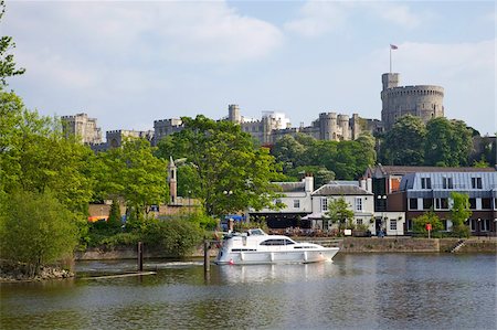 simsearch:841-07202520,k - River Thames and Windsor Castle, Windsor, Berkshire, England, United Kingdom, Europe Stock Photo - Rights-Managed, Code: 841-05795951