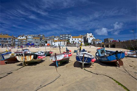 Fishing boats in the old harbour, St. Ives, Cornwall, England, United Kingdom, Europe Stock Photo - Rights-Managed, Code: 841-05796062