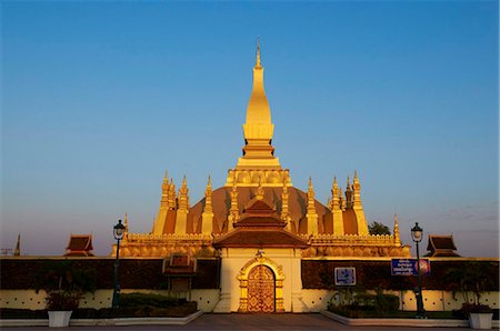 Pha That Luang, symbol of the Laos sovereignty, Buddhist religion and the city of Vientiane, Vientiane, Laos, Indochina, Southeast Asia, Asia Stock Photo - Rights-Managed, Code: 841-05796455