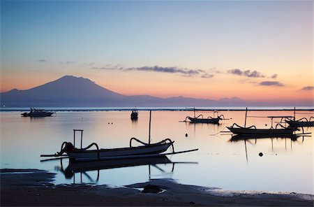 simsearch:841-02899056,k - Boats on Sanur beach at dawn, Bali, Indonesia, Southeast Asia, Asia Stock Photo - Rights-Managed, Code: 841-05846462