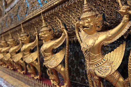 simsearch:841-06341159,k - Temple of the Emerald Buddha (Wat Phra Kaew), The Grand Palace, Bangkok, Thailand, Southeast Asia, Asia Stock Photo - Rights-Managed, Code: 841-05846781