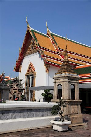 simsearch:841-06501931,k - Wat Pho (Wat Po) (Wat Phra Chetuphon), oldest Buddhist temple in the city, Rattanakosin (Ratanakosin), Bangkok, Thailand, Southeast Asia, Asia Stock Photo - Rights-Managed, Code: 841-05846792