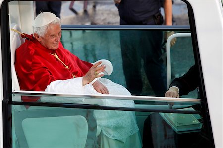 Pope Benedict XVI at Cybeles Square during World Youth Day 2011, Madrid, Spain, Europe Stock Photo - Rights-Managed, Code: 841-05847019