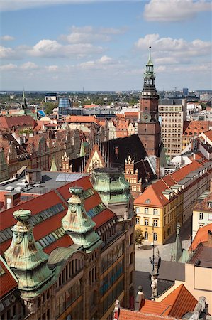 simsearch:841-06343131,k - Old Town rooftops viewed from Marii Magdaleny Church, Wroclaw, Silesia, Poland, Europe Stock Photo - Rights-Managed, Code: 841-05848024