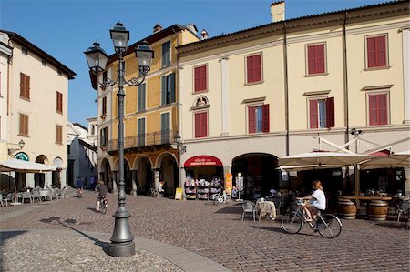 Piazza, Iseo, Lake Iseo, Lombardy, Italian Lakes, Italy, Europe Stock Photo - Rights-Managed, Code: 841-05848261