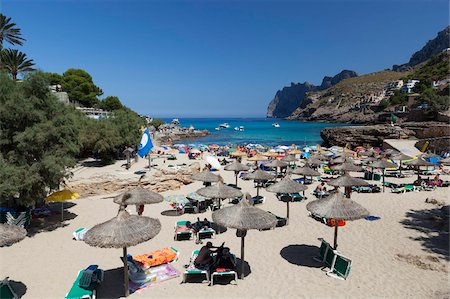 sun umbrella - Cala San Vincente (Cala Sant Vicenc), Mallorca (Majorca), Balearic Islands, Spain, Mediterranean, Europe Stock Photo - Rights-Managed, Code: 841-05848645