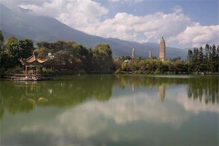 dali - Three Pagodas from Mirror Lake, Dali, Yunnan, China, Asia Stock Photo - Rights-Managed, Code: 841-05959715