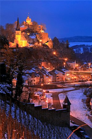 rivers in winter - Od town with castle in winter, Saarburg, Saar Valley, Rhineland-Palatinate, Germany, Europe Stock Photo - Rights-Managed, Code: 841-05959936