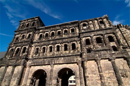 roman - Porta Nigra, Roman city gate, UNESCO World Heritage Site, Trier, Rhineland-Palatinate, Germany, Europe Stock Photo - Rights-Managed, Code: 841-05960328