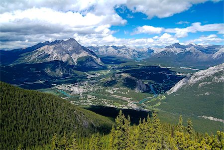 View from Sulphur Mountain to Banff, Banff National Park, UNESCO World Heritage Site, Alberta, Rocky Mountains, Canada, North America Stock Photo - Rights-Managed, Code: 841-05960406