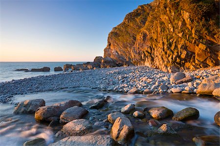 simsearch:841-05962529,k - River Heddon flows out to the sea at Heddons Mouth, Exmoor National Park, Devon, England, United Kingdom, Europe Foto de stock - Con derechos protegidos, Código: 841-05962544