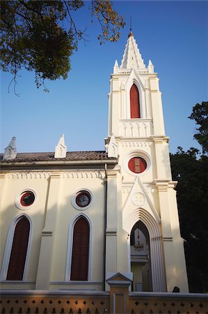 Notre Dame de Lourdes chapelle sur l'île de Shamian, Guangzhou, Guangdong, Chine, Asie Photographie de stock - Rights-Managed, Code: 841-05962682