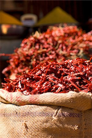 Chillies on market stall, Udaipur, Rajasthan, India, Asia Foto de stock - Con derechos protegidos, Código: 841-06034025