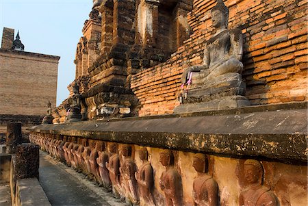 simsearch:841-06503106,k - Sukhothai Historical Park, UNESCO World Heritage Site, Sukhothai Province, Thailand, Southeast Asia, Asia Stock Photo - Rights-Managed, Code: 841-06034124