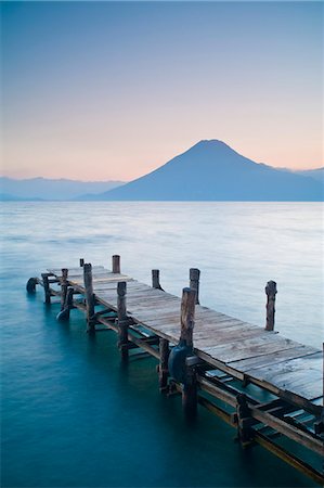 Santa Cruz La Laguna, Lake Atitlan, Western Highlands, Guatemala, Central America Foto de stock - Con derechos protegidos, Código: 841-06034224