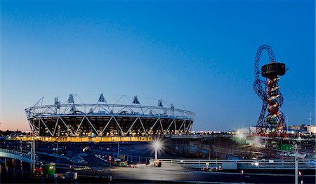 London Olympic Stadium and Orbit tower at dusk, London, England, United Kingdom, Europe Foto de stock - Con derechos protegidos, Código: 841-06030365