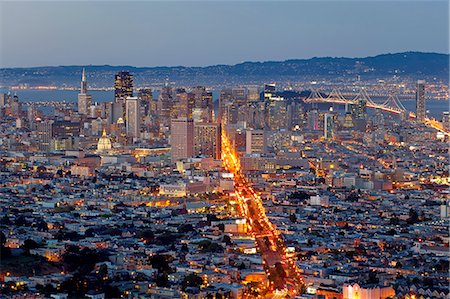 simsearch:841-06031845,k - City skyline viewed from Twin Peaks, San Francisco, California, United States of America, North America Stock Photo - Rights-Managed, Code: 841-06031324