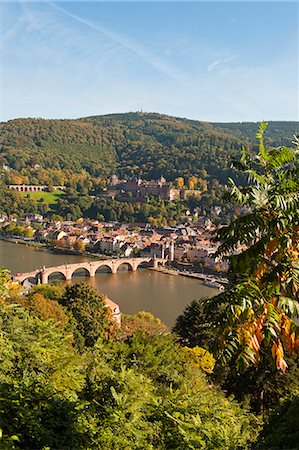 simsearch:700-04424890,k - View of the Alte Brucke (Old Bridge), Neckar River Heidelberg Castle and Old Town from the Philosophenweg, Heidelberg, Baden-Wurttemberg, Germany, Europe Stock Photo - Rights-Managed, Code: 841-06031415