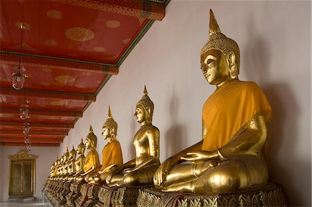 simsearch:841-06341159,k - Sitting Buddhas, Wat Pho (Reclining Buddha Temple), (Wat Phra Chetuphon), Bangkok, Thailand, Southeast Asia, Asia Stock Photo - Rights-Managed, Code: 841-06031607