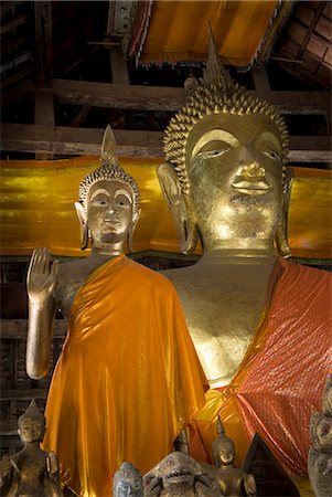 sash - Buddha statues, Wat Visoun, Luang Prabang, Laos, Indochina, Southeast Asia, Asia Stock Photo - Rights-Managed, Code: 841-06031657