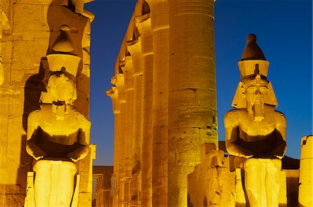 Great Court of Ramesses II and colossal statues of Ramesses II, Temple of Luxor, Thebes, UNESCO World Heritage Site, Egypt, North Africa, Africa Stock Photo - Rights-Managed, Code: 841-06032847