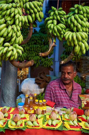 Fruit market, Trivandrum (Thiruvananthapuram), Kerala, India, Asia Stock Photo - Rights-Managed, Code: 841-06032981