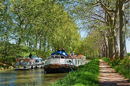 Navigation on the Canal du Midi, UNESCO World Heritage Site, between Carcassonne and Beziers, Aude, Languedoc Roussillon, France, Europe Stock Photo - Rights-Managed, Code: 841-06344558