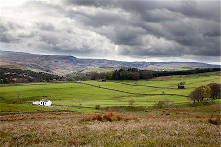 simsearch:841-07783088,k - Stormy sky over Upper Teesdale, near Dirt Pitt, County Durham, England Stock Photo - Rights-Managed, Code: 841-06345025