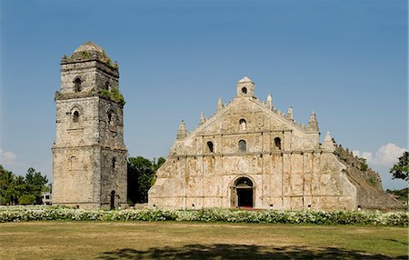 philippines - Paoay Church dating from 1710, classic example of earthquake Barocco with strong butresses, UNESCO World Heritage Site, Ilocos Norte, Philippines, Southeast Asia, Asia Stock Photo - Rights-Managed, Code: 841-06341353