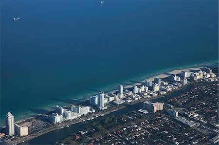 simsearch:400-04377093,k - Aerial view of Miami Beach, Florida, United States of America, North America Stock Photo - Rights-Managed, Code: 841-06342829